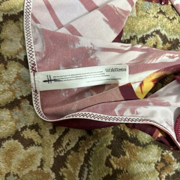 Urban Outfitters Out From Under Kaia Printed Bodysuit Size S - Picture 10 of 12